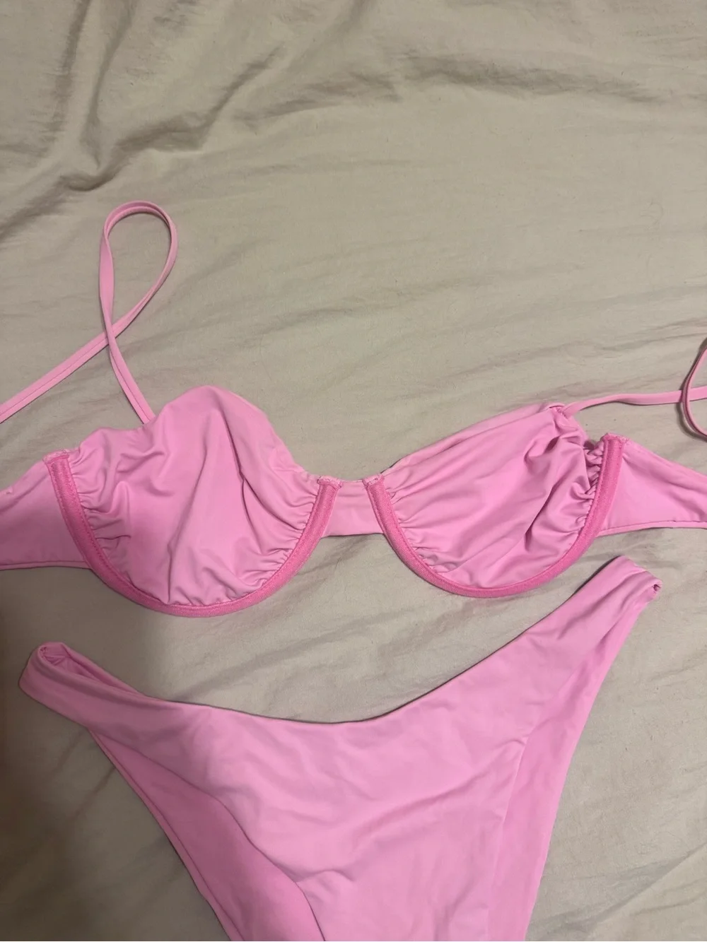 Women’s Pink Underwire Bikini Set